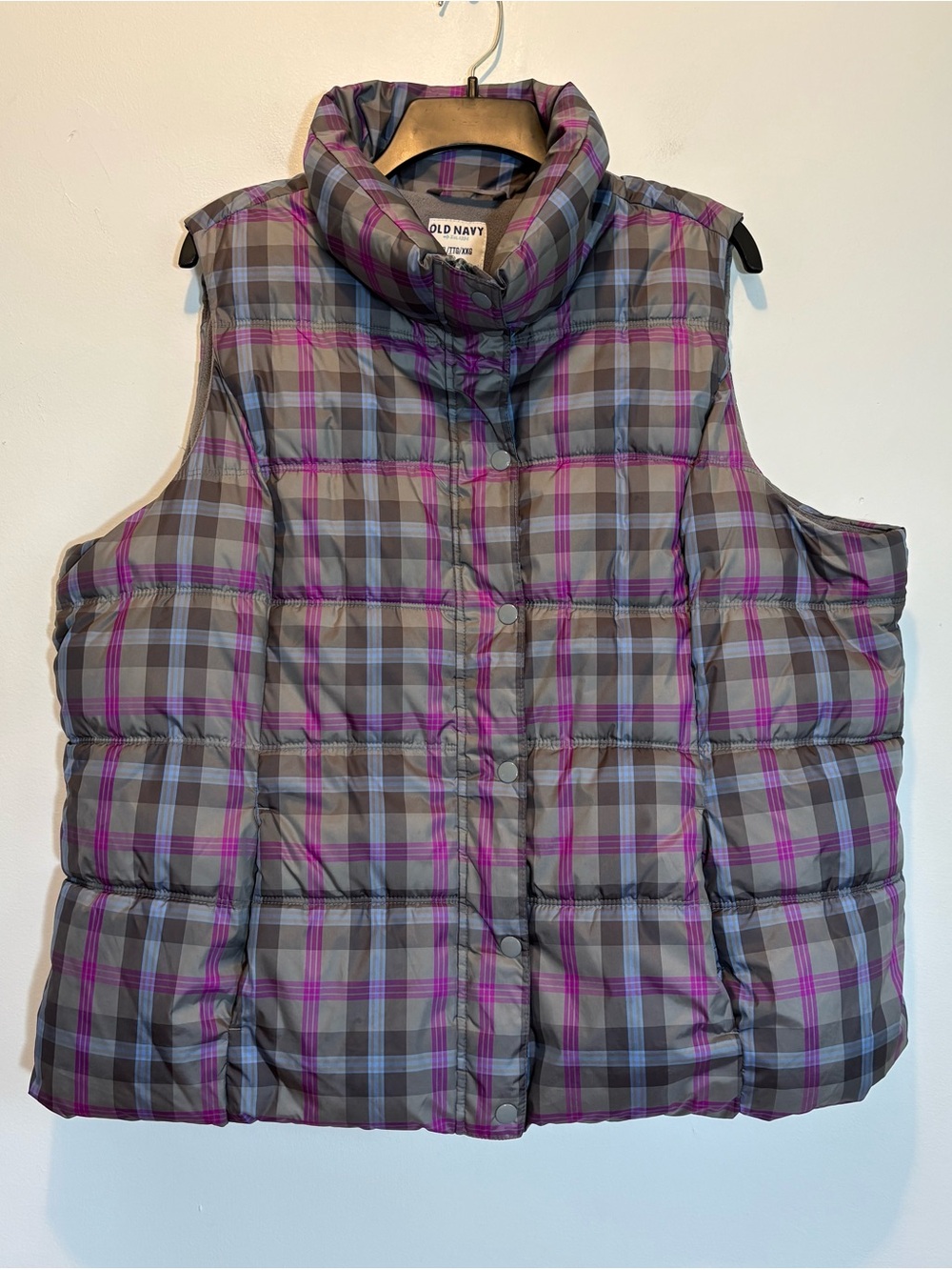 Old Navy Purple Paid Puffer Vest Jacket XXL Fleece Interior & Pockets